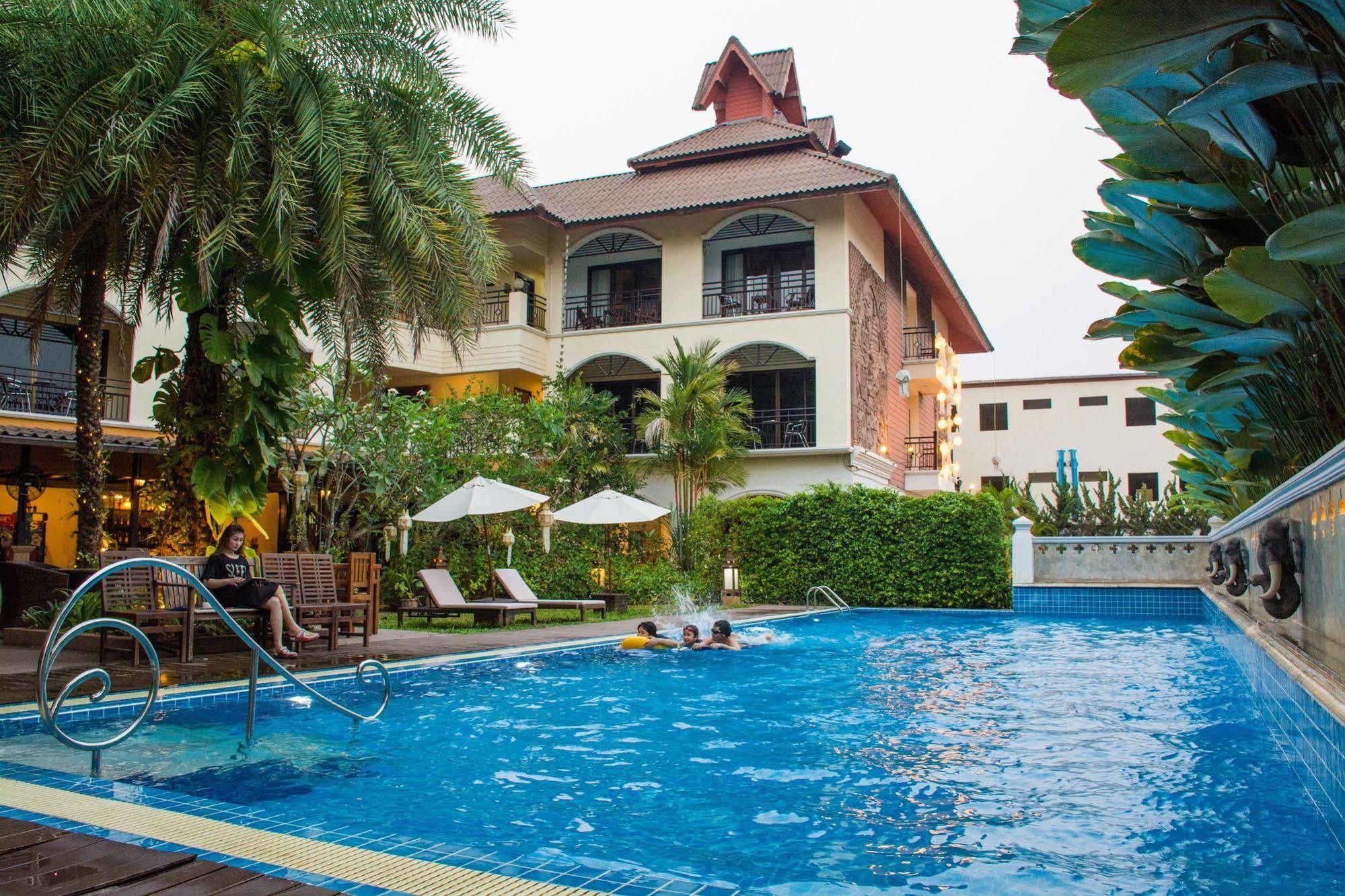 פראה Phoom Thai Garden Hotel מראה חיצוני תמונה